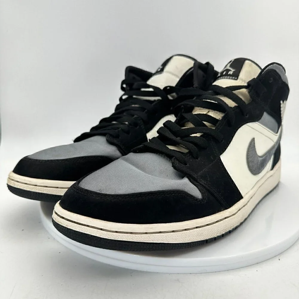 Nike Air Jordan 1 Retro Mid Men Size 12 852542-011 Satin Grey Toe Black  Shoes